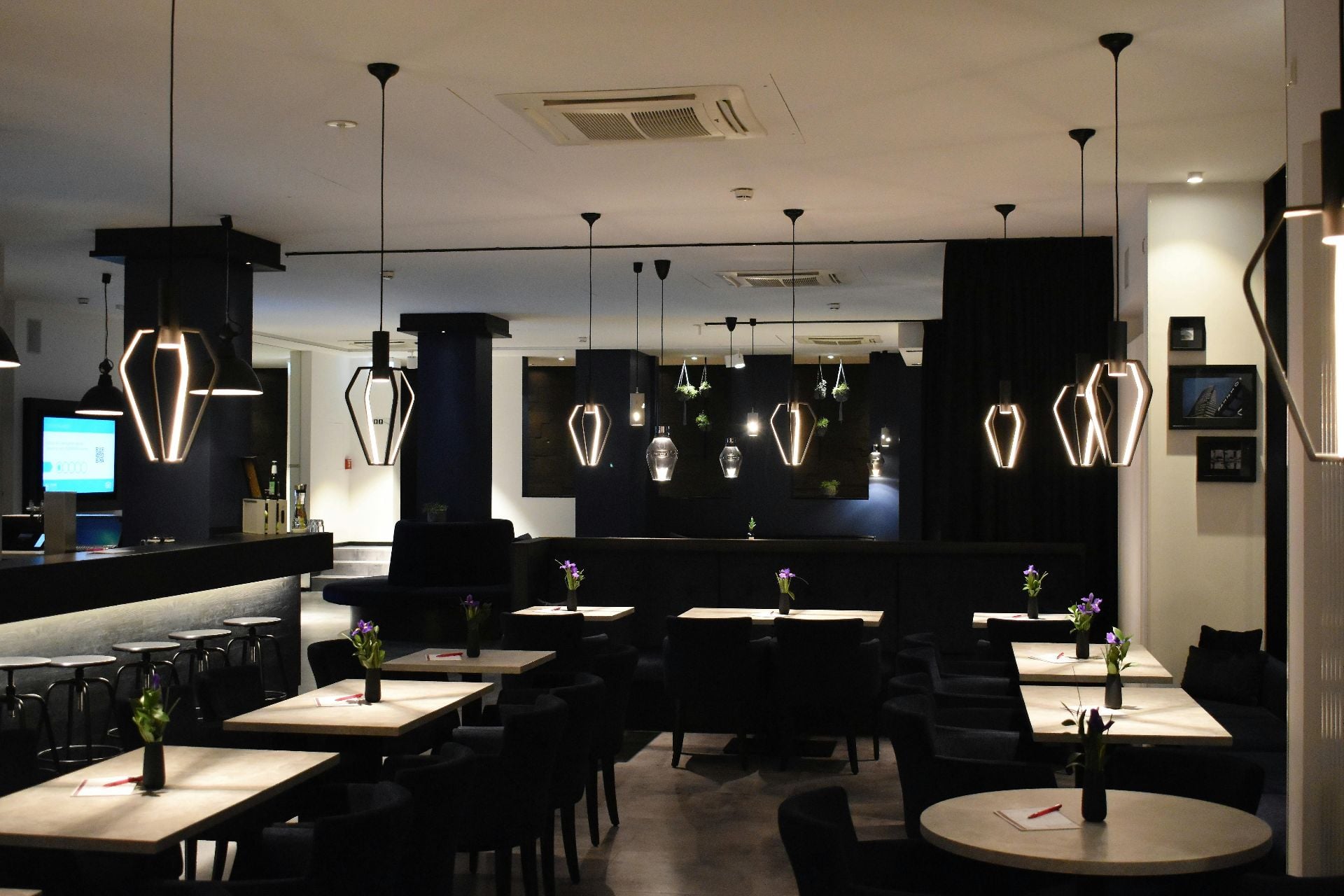 Restaurante Lune Hero